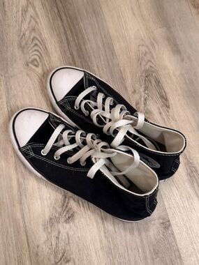 Converse Black and White Low Top Sneakers